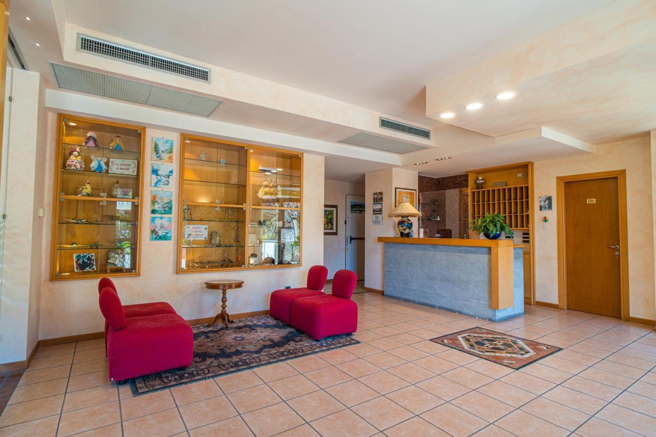 Residence Villa Gloria Borgio Verezzi Extérieur photo