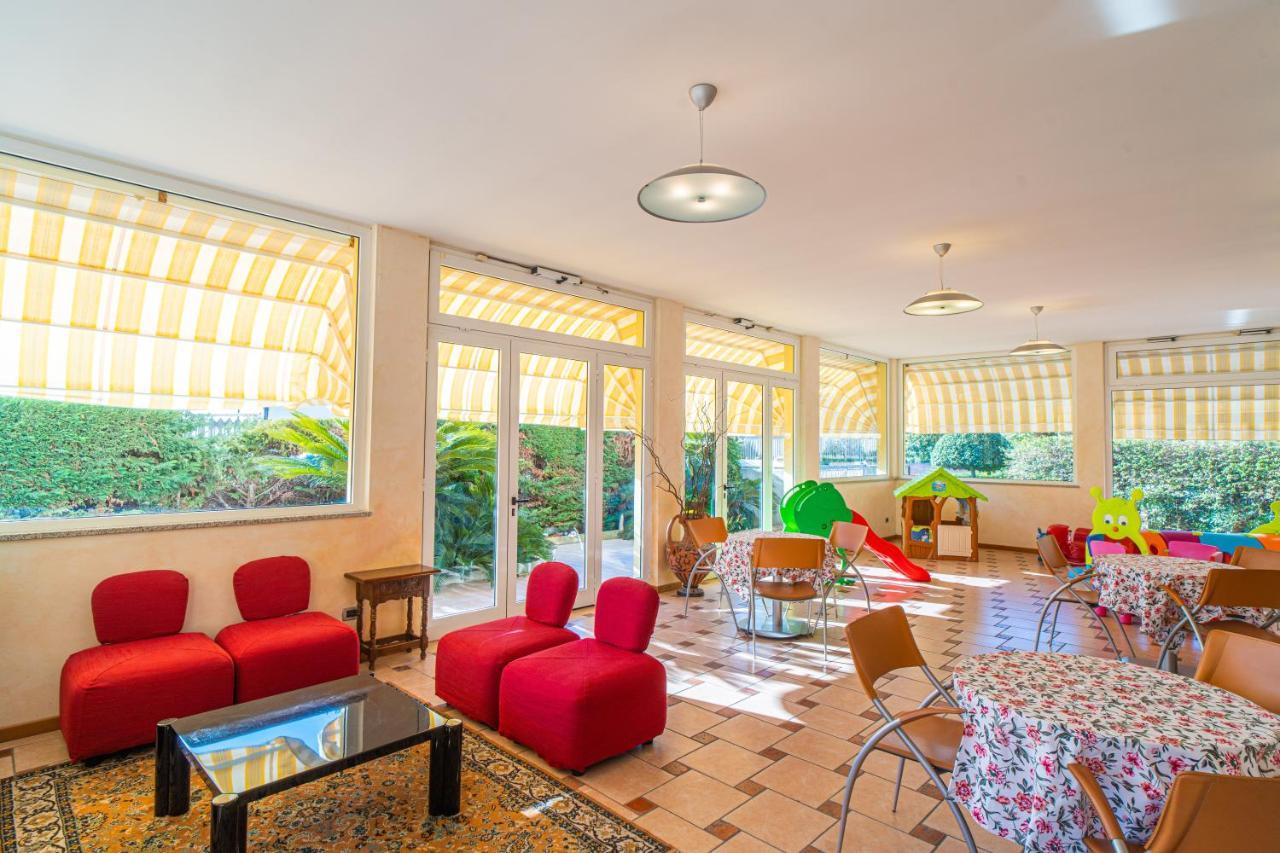 Residence Villa Gloria Borgio Verezzi Extérieur photo